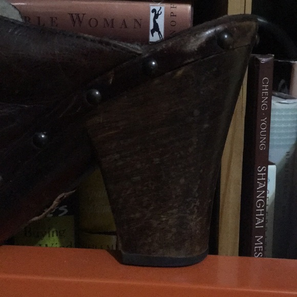 Cozy Frye slip on clogs Shearling - Picture 3 of 5